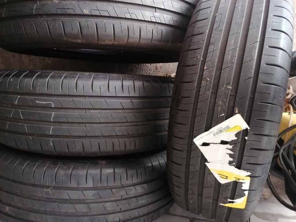 Goodyear banden 215 65 R17, Autos : Pièces & Accessoires, Pneus & Jantes, Enlèvement, Pneus été, Pneu(s)