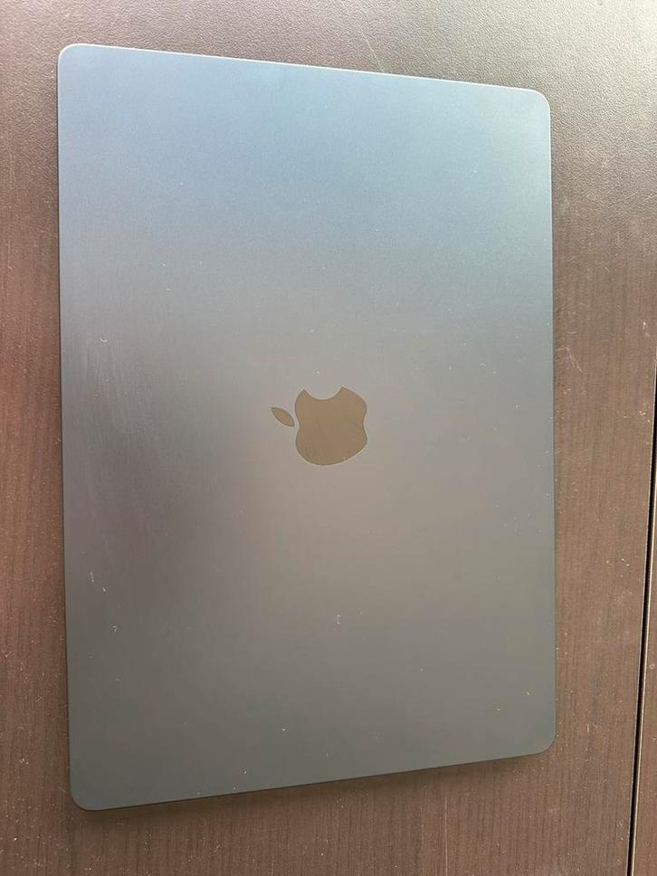 MacBook Air 15’ M2 – 8 Go RAM / 256 Go SSD – Excellent état, Informatique & Logiciels, Apple Macbooks, Comme neuf, MacBook, 15 pouces