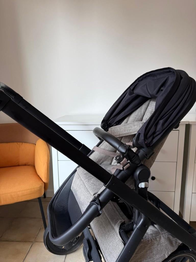 Dubatti One 2-in-1 kinderwagen – taupe/zwart, Kinderen en Baby's, Ophalen, Zo goed als nieuw, Maxi-Cosi, Regenhoes