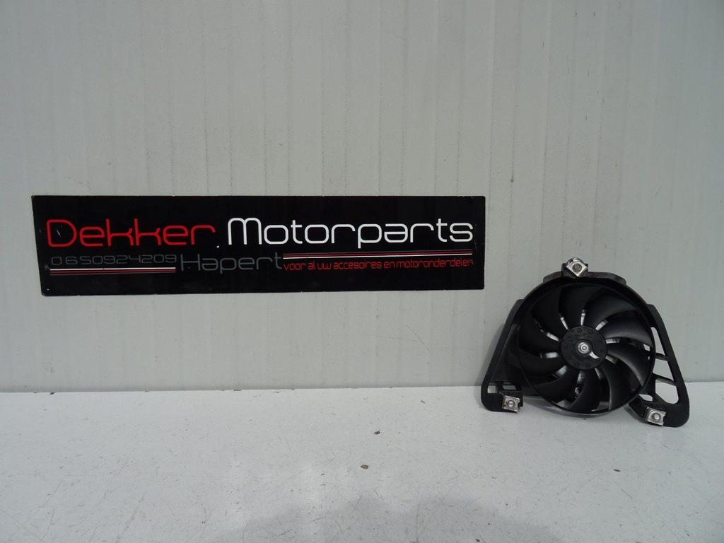 Koelvin / Ventilator / Blower Yamaha YZF R3 2014-2015-2024, Gebruikt, -, -, Ophalen of Verzenden