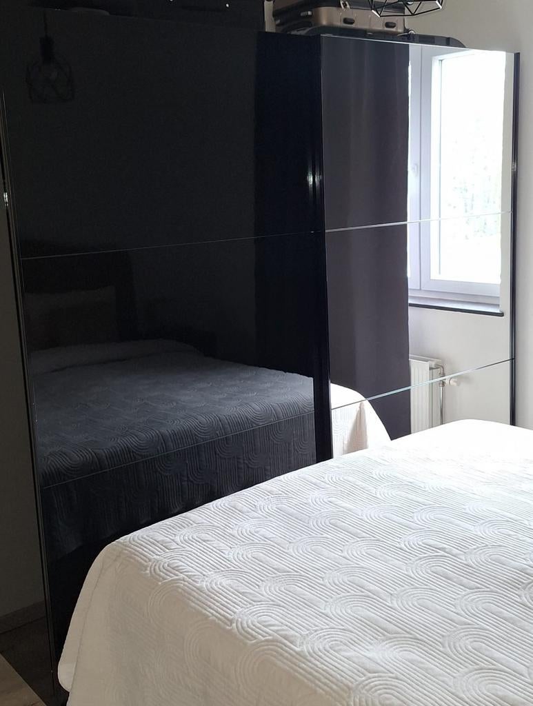 Kleren kast, Huis en Inrichting, Slaapkamer | Complete slaapkamers, Ophalen