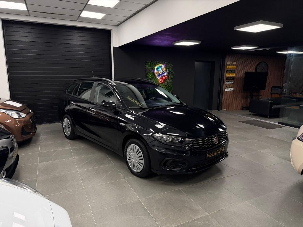 FIAT TIPO 1.3 DIESEL EURO 6/2018/TOP STAAT, Autos, Fiat, Entreprise, Achat, Tipo, Bluetooth, Diesel, Euro 6, Noir, Noir, Enlèvement