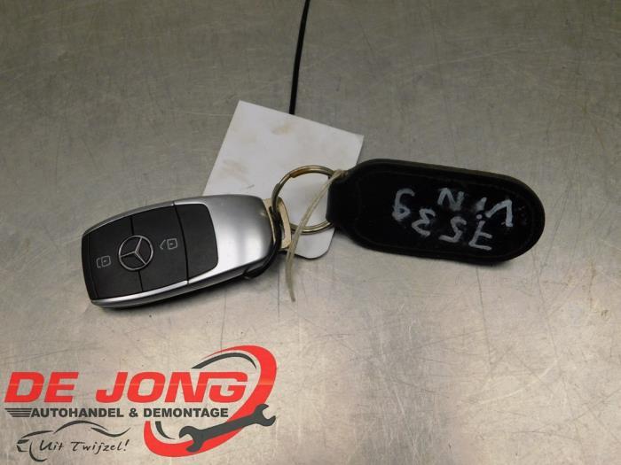 Clé d'un Mercedes A-Klasse, Autos : Pièces & Accessoires, 3 mois de garantie, Utilisé, -, -