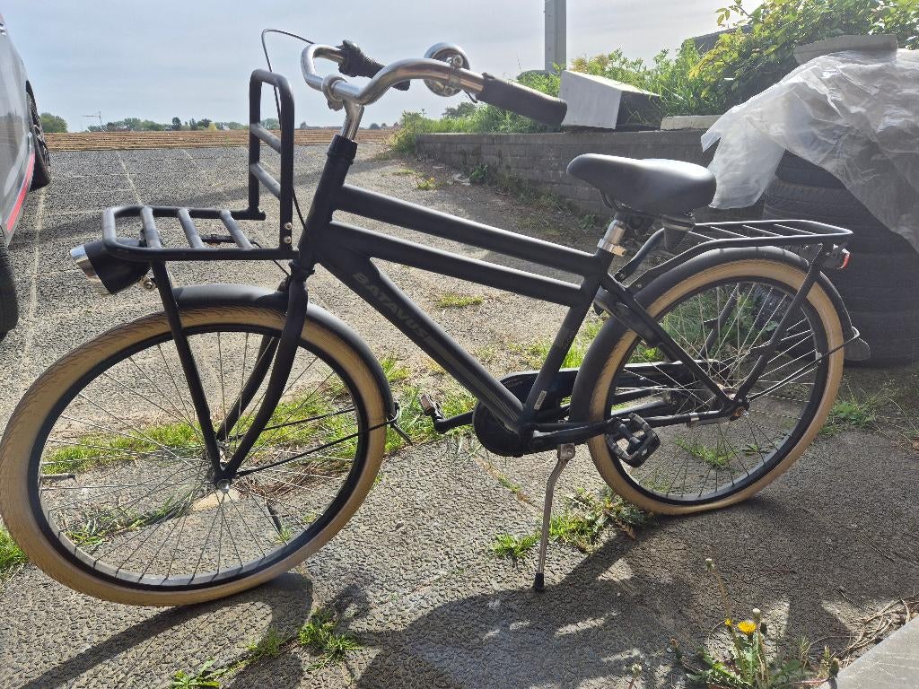 Batavus 24 inch zwarte fiets, Fietsen en Brommers, Fietsen | Kinderfietsjes, Gebruikt, 20 inch of meer, Terugtraprem, Ophalen