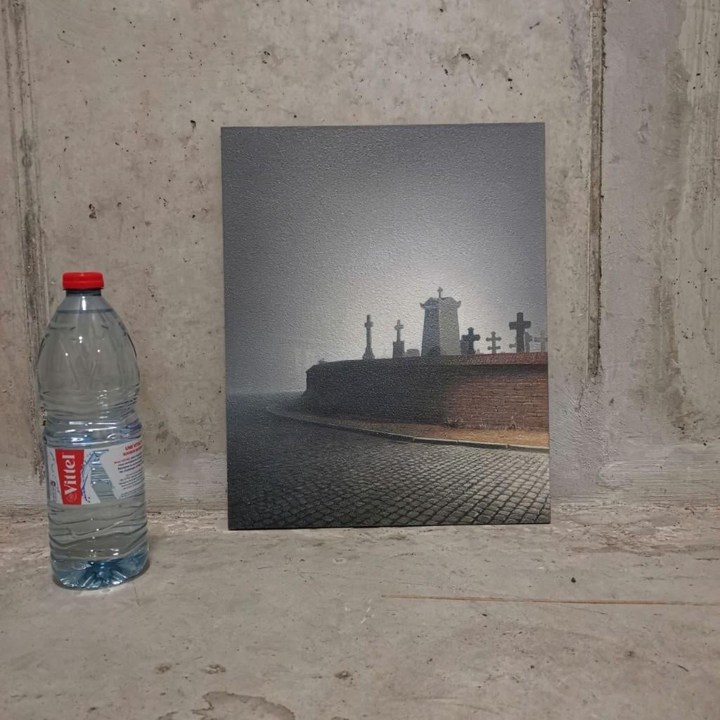 Rue pavée et cimetière (vers 1985-2005) -Mark Van Crombrugge, Antiquités & Art, Art | Peinture | Moderne, Enlèvement