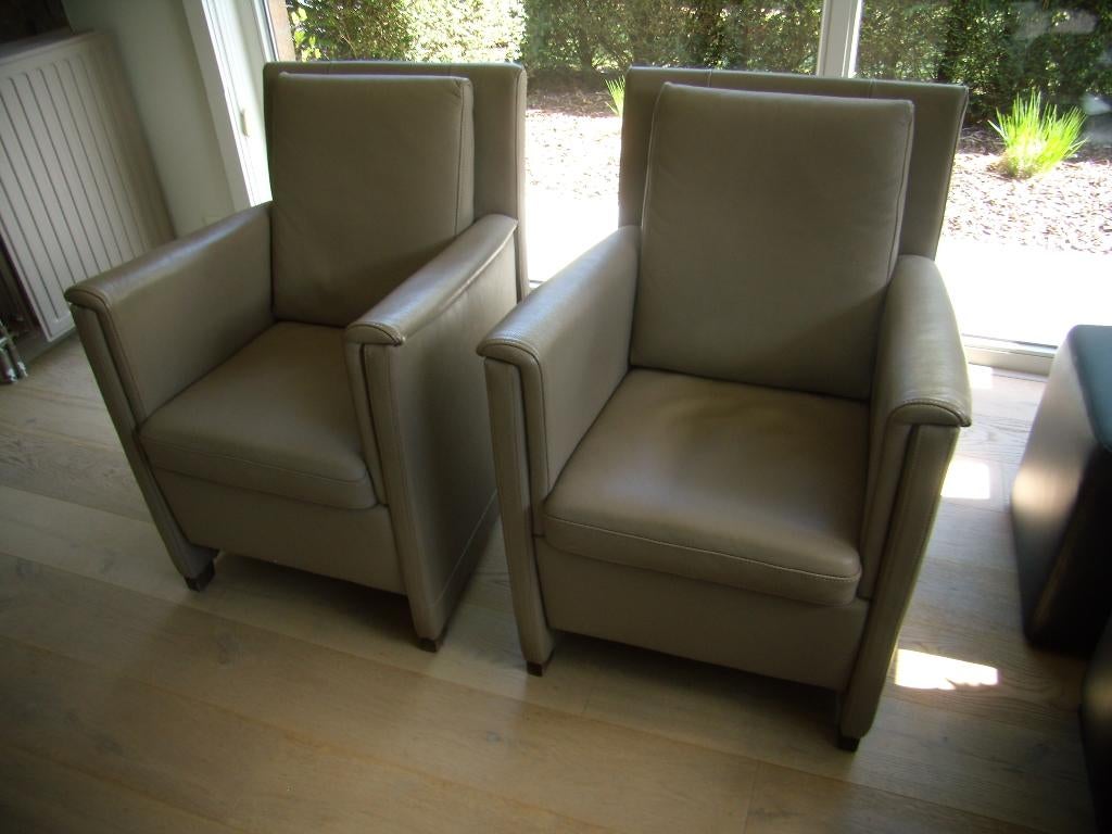 2 lederen bijzet fauteuils, Ophalen, Zo goed als nieuw, 50 tot 75 cm, Strak design