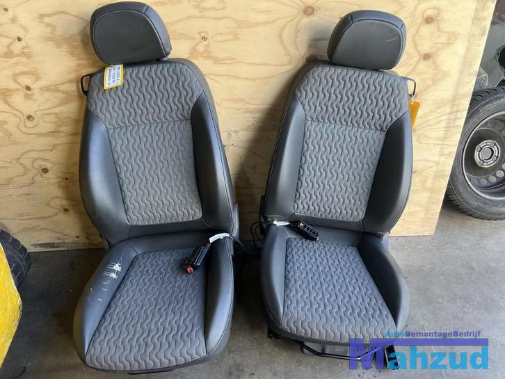 OPEL CORSA D 3 deurs half leer interieur 2006-2015, Auto-onderdelen, Interieur en Bekleding, Opel, Gebruikt