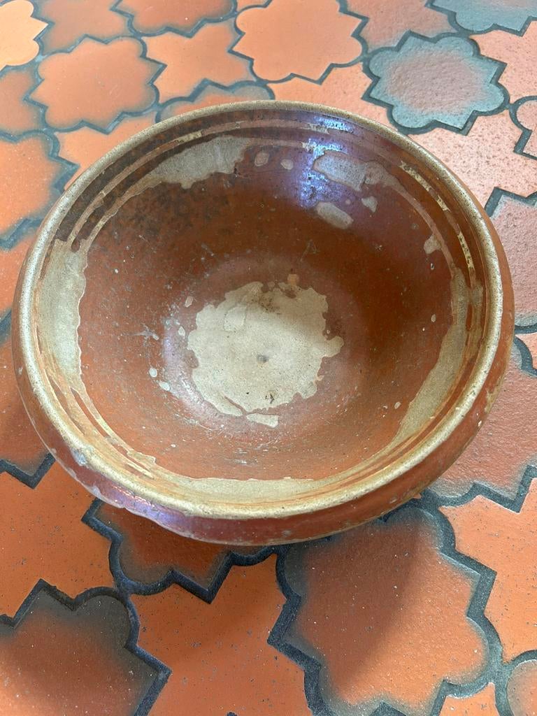 Stenen schaal, Ophalen