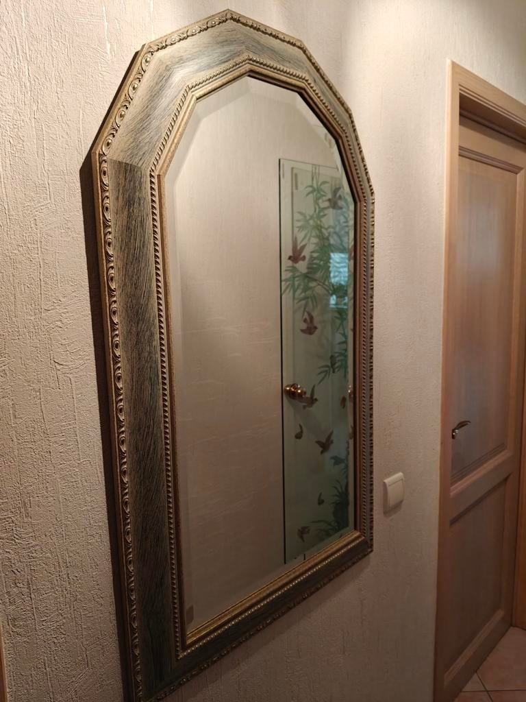 Sierlijke wandspiegel – klassiek kader – 110x68 cm, Ophalen