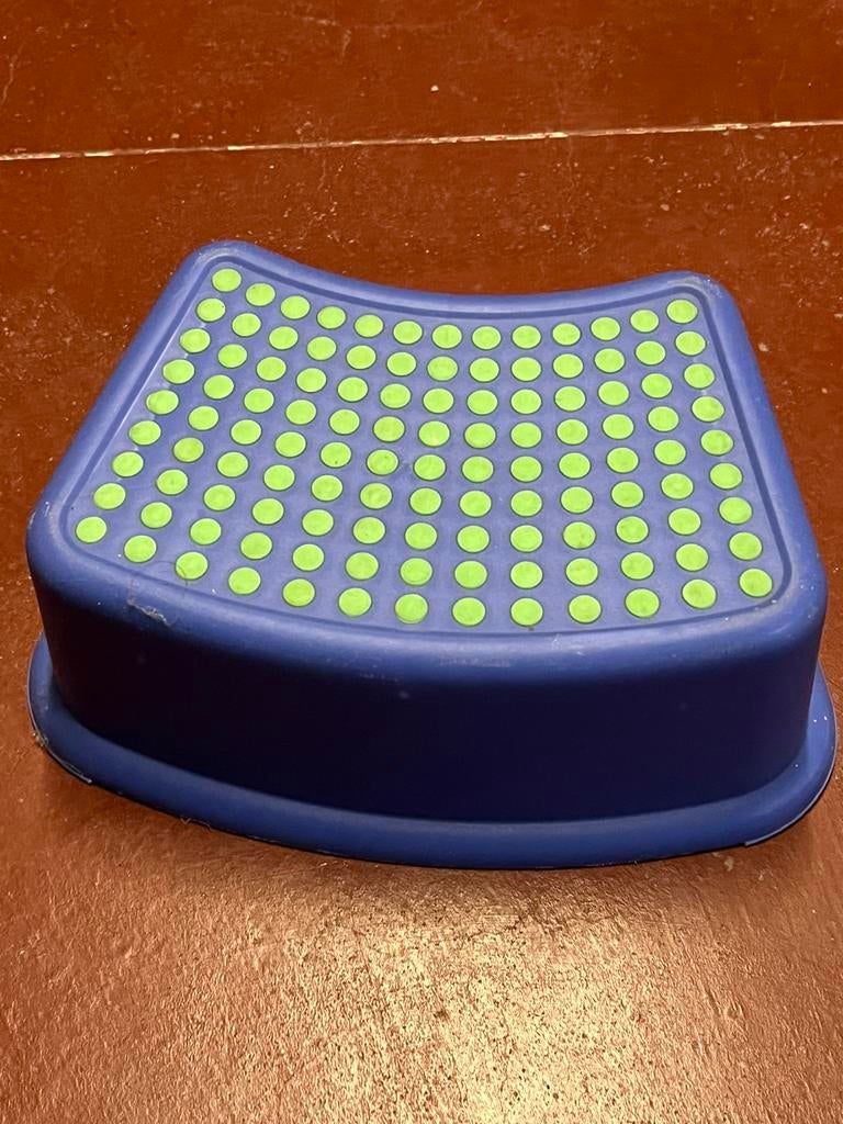 Ikea opstapje, Ophalen, Zo goed als nieuw, Kunststof