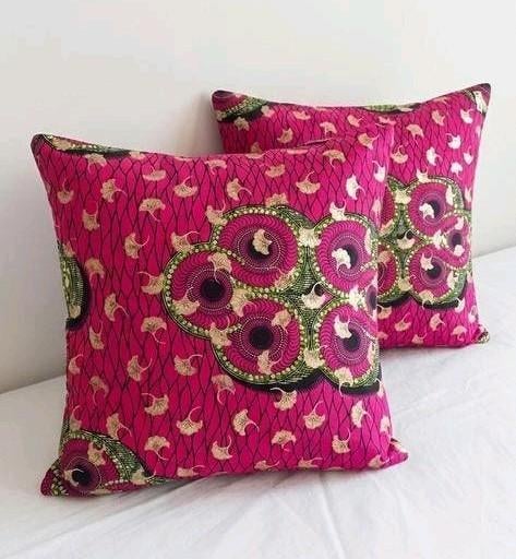 Lot de 2 housses de coussins rose doré neufs