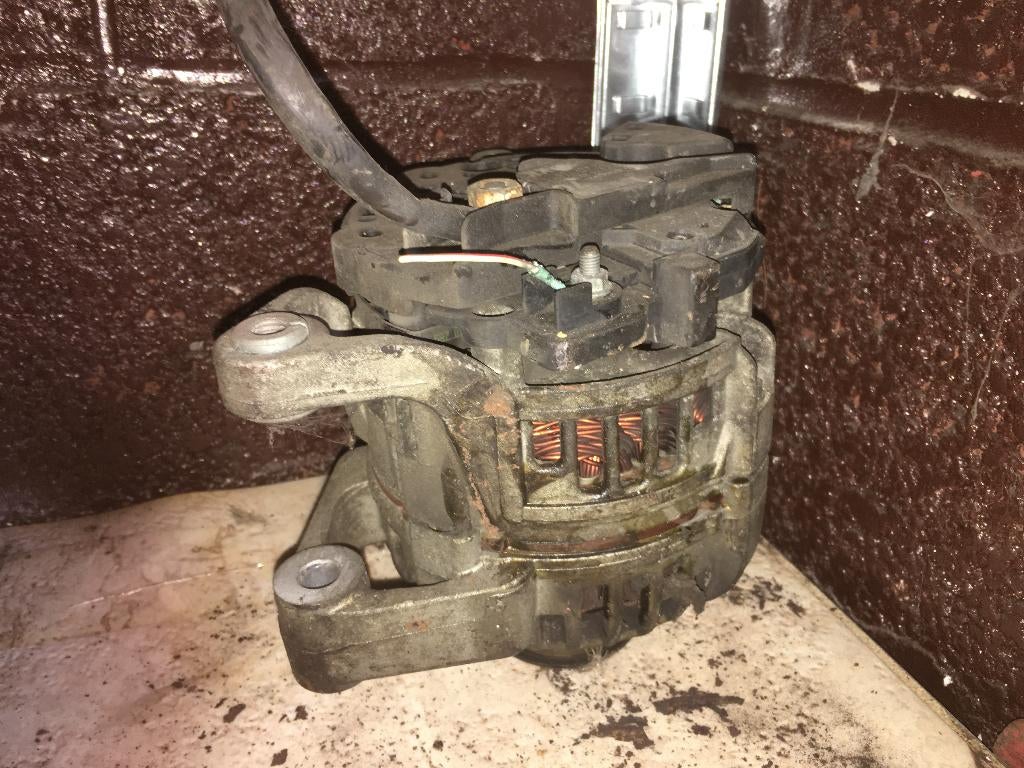 ALTERNATEUR OPEL AGILA A ESSENCE, Autos : Pièces & Accessoires, Batteries & Accessoires, Opel, Utilisé, Enlèvement