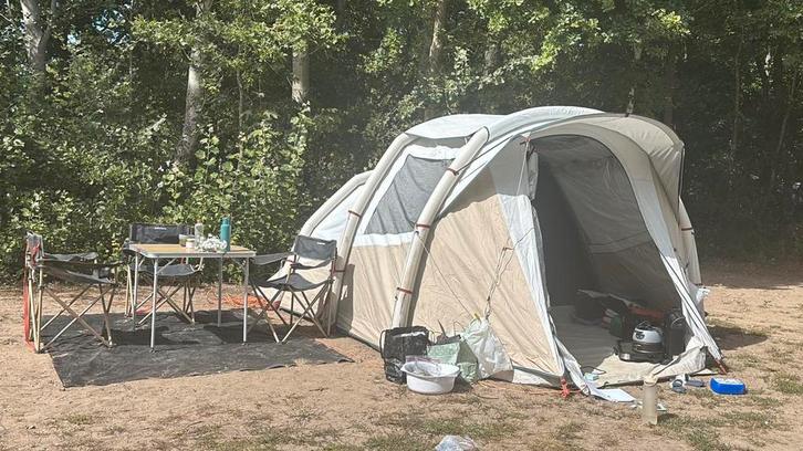 Opblaasbare kampeertent 4 p Fresh&Black AirSeconds 4.1 beige, Caravans en Kamperen, Tenten, tot en met 4, Gebruikt, Ophalen of Verzenden