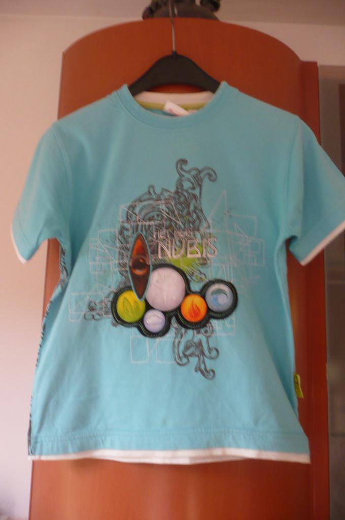 T-shirt Het huis Anubis (K324), Kinderen en Baby's, Kinderkleding | Maat 134, Studio 100, Gebruikt, Jongen of Meisje, Ophalen of Verzenden