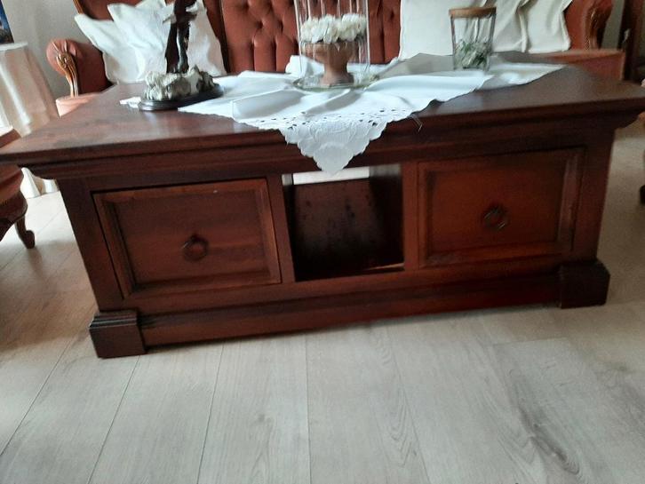Salontafel  -  Koloniale stijl, Huis en Inrichting, Tafels | Salontafels, Zo goed als nieuw, 50 tot 75 cm, 50 tot 100 cm, 100 tot 150 cm