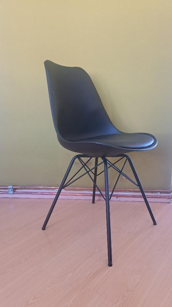 Eetkamerstoelen - kuipstoelen, Ophalen, Zwart, Zo goed als nieuw, Vier