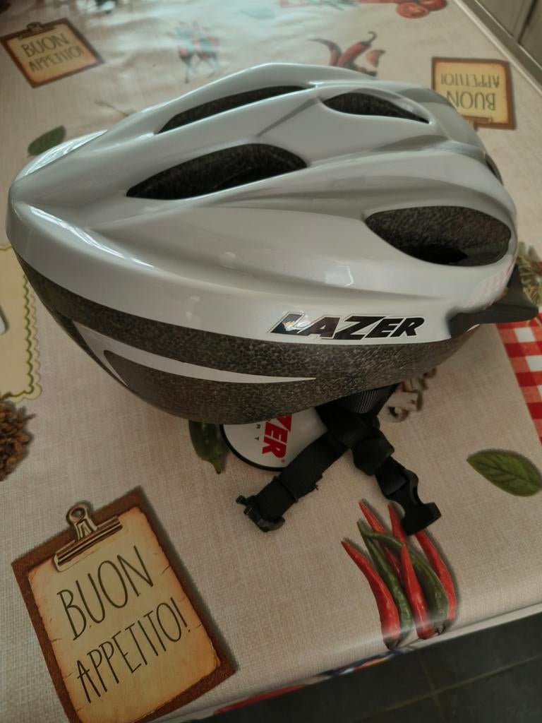 Fietshelm Lazer, Ophalen, M