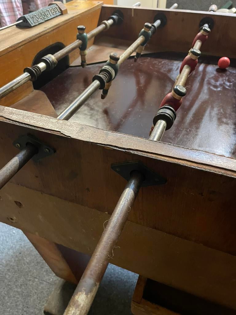 Oude tafelvoetbal, Ophalen, Gebruikt