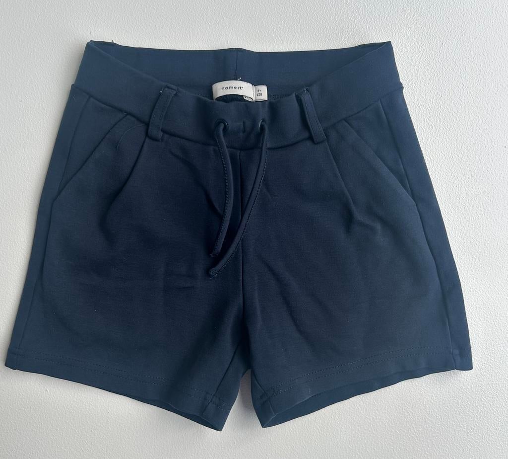 Donkerblauwe short - Name it - mt 128, Enfants & Bébés, Vêtements enfant | Taille 128, Enlèvement, Comme neuf, Fille, Pantalon