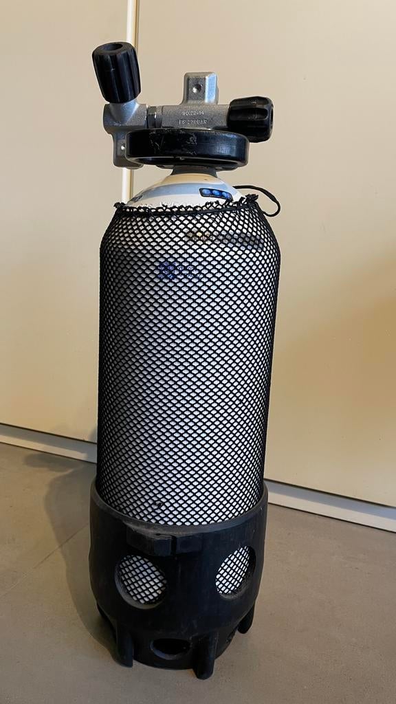 Duikfles ECS 8l staal 232bar , herkeurd 21/04/2026, Ophalen of Verzenden, Zo goed als nieuw, Duikfles