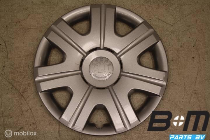 1 Losse wieldop 14 inch Skoda Fabia / Roomster 5J0601147B, Gebruikt, Band(en)