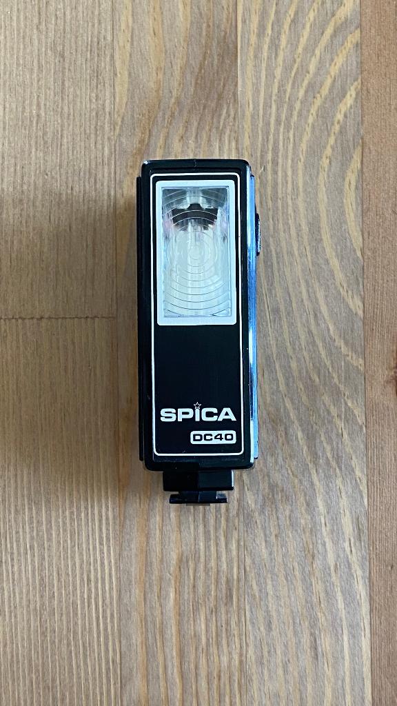 Flash Spica DC40, TV, Hi-fi & Vidéo, Photo | Flash, Enlèvement ou Envoi, Comme neuf, Autres marques
