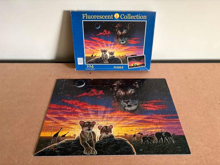 Clementoni: fluorescente puzzel 104 stukjes, Hobby en Vrije tijd, Denksport en Puzzels, Gebruikt, Legpuzzel, Minder dan 500 stukjes