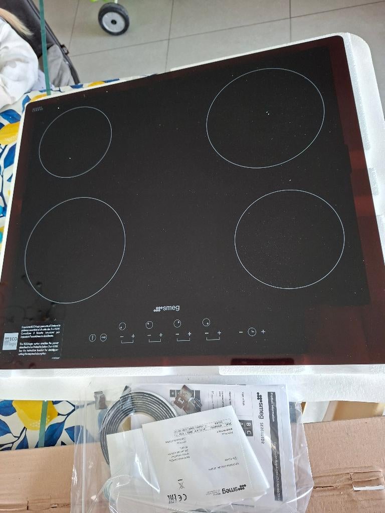 Elektrische kookplaat, Ophalen, Nieuw, 4 kookzones, Inbouw