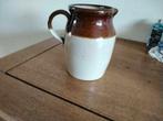 Mooie kruik in aardewerk in 2 kleuren, inhoud 1,5 liter.
Enk, Ophalen