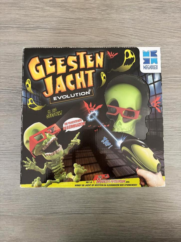Geestenjacht Evolution (nieuwstaat), Hobby en Vrije tijd, Gezelschapsspellen | Bordspellen, Zo goed als nieuw, Een of twee spelers