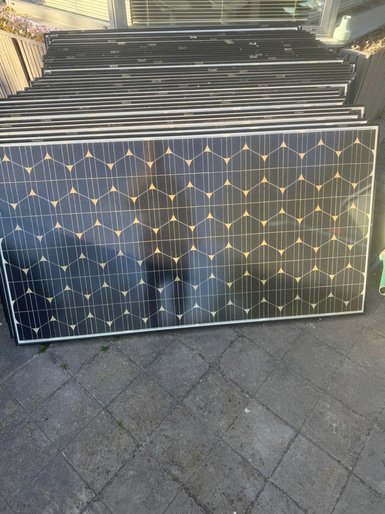 35 Sanyo Hip Zonnepanelen met montagesysteem, Bricolage & Construction, Électricité & Câbles, Utilisé, Autres types, Enlèvement