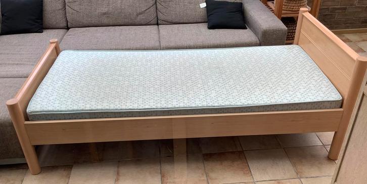 Bed van jeugdkamer Gauthier(2X), Huis en Inrichting, Slaapkamer | Bedden, Gebruikt, Eenpersoons, 100 cm, Overige maten, Hout, Overige kleuren