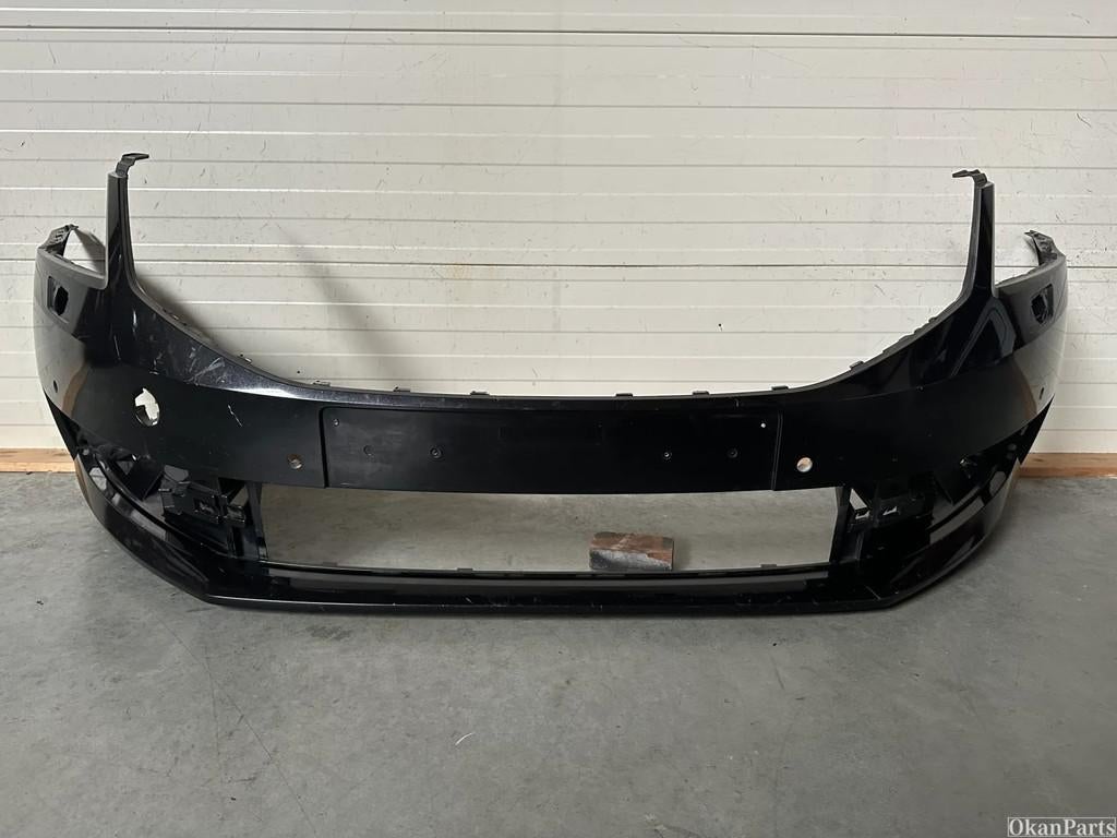 Skoda Octavia III 5E pare-chocs avant 5E0807221N, Autos : Pièces & Accessoires, Utilisé, Avant, Skoda, Pare-chocs