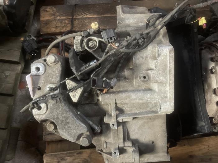 Boîte de vitesse d'un Audi A3, Autos : Pièces & Accessoires, Transmission & Accessoires, Audi, Utilisé, 3 mois de garantie, Enlèvement ou Envoi