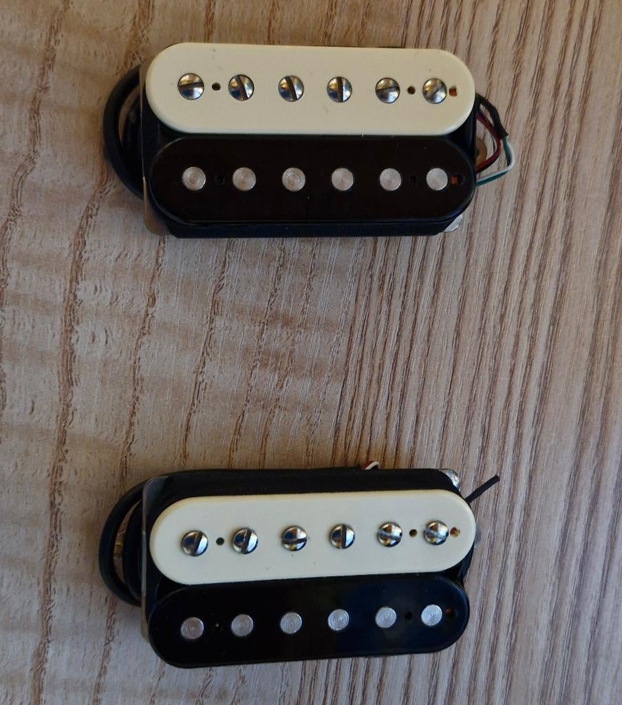 Bare Knuckle Old Guard en True Grit humbucker set, Musique & Instruments, Instruments | Pièces, Comme neuf, Guitare électrique