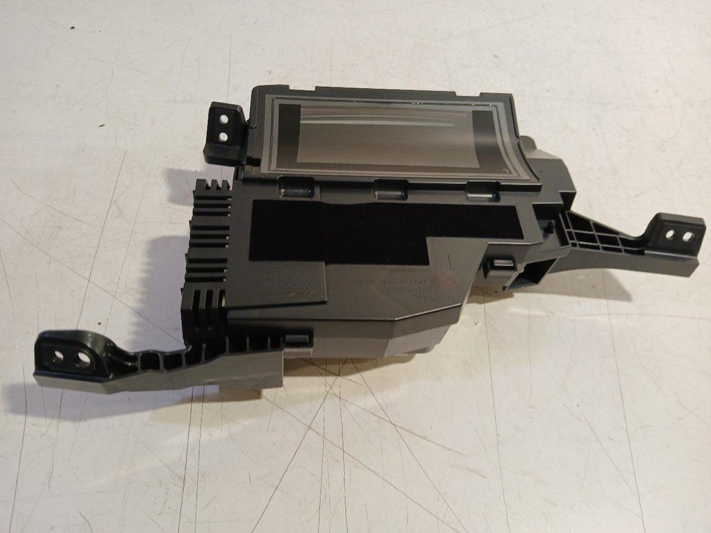 Head up display Toyota Prius, Onderdelen@venauto.nl, Van der Ven Autorecycling B.V., Ettenseweg 76, 4706 PB Roosendaal, The Netherlands