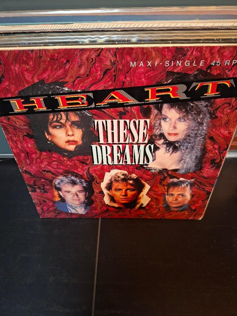 12" - heart - these dreams, Cd's en Dvd's, Vinyl | Hardrock en Metal, Gebruikt, 1980 - 1989, Ophalen of Verzenden, Inclusief binnenhoes
