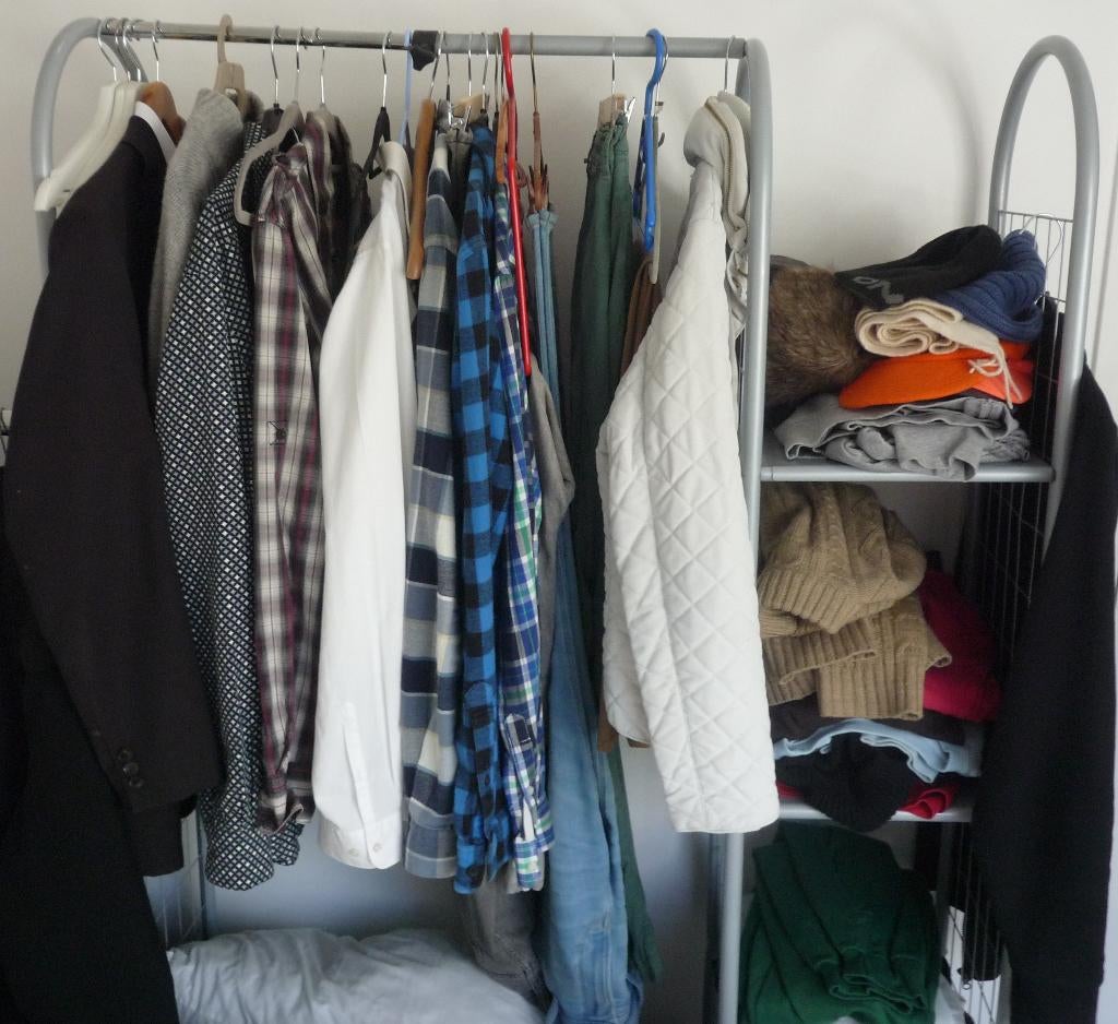 Tringle à habits H170-L115-P30 et 5 étagères 30x30, Vêtements | Femmes, Portants à vêtements, Enlèvement, Comme neuf