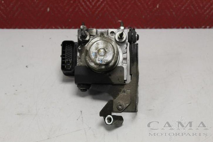 BLOC ABS (FREINS ANTI-BLOCAGE) Triumph, Motos, Pièces | Autre, Utilisé