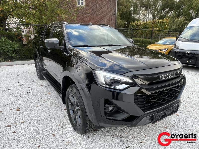 Isuzu D-Max DC LSE LAATSTE STOCK! DEZE WAGEN HEEFT NOG GEEN, Auto's, Automaat, Parkeersensor, Zwart, 120 kW