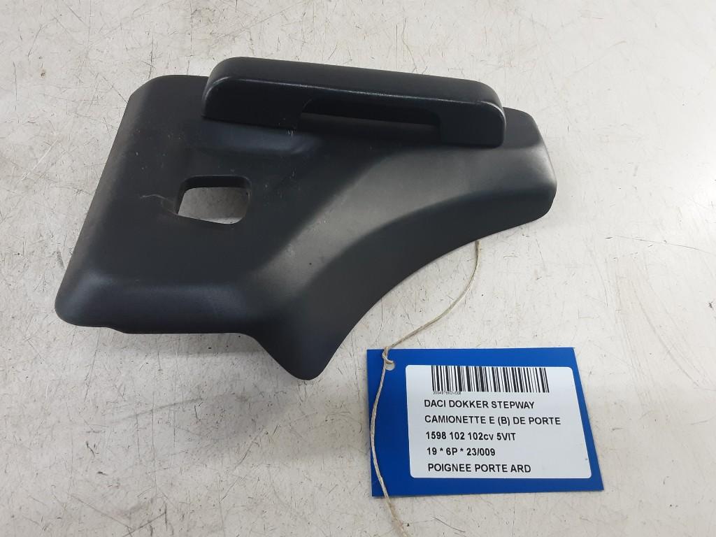 POIGNEE EXTERIEURE ARRIÈRE DROITE Dacia Dokker (0S), Autos : Pièces & Accessoires, Dacia, Mevr. I. Hauben, Utilisé, Arrière