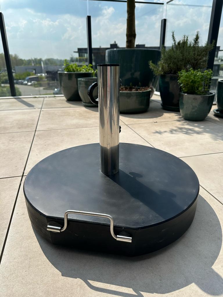 Parasolvoet, Tuin en Terras, Parasols, Zo goed als nieuw, Parasolvoet, Ophalen