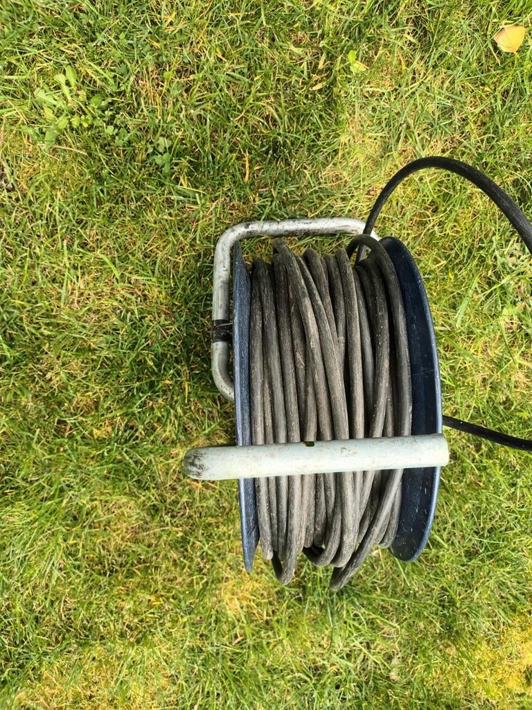 Kabelrol 40meter, Ophalen, Gebruikt