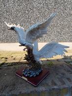 Prachtig jaren 80 the napoli collectie zwanenbeeld, Enlèvement