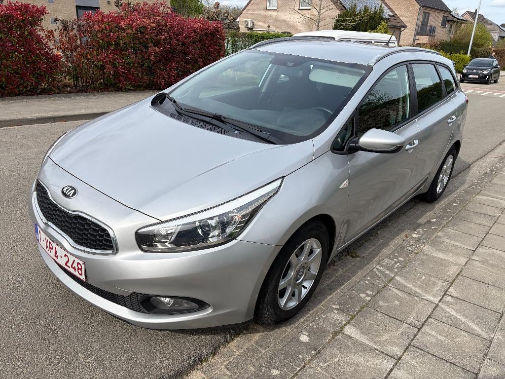 Kia Ceed SW 1.6CRDi, Auto's, 90 kW, Euro 5, 4 cilinders, 5 deurs