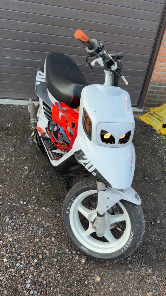 MbK A klasse prijs bespreekbaar, Vélos & Vélomoteurs, Scooters | Yamaha, Comme neuf, Aerox, Enlèvement