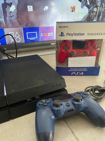 Ps4 met twee controllers beschikbaar voor biedingen