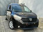 DACIA DOKKER 1.5 DCI DIESEL 2018 FULL OPTION EURO 6B LV, Auto's, Bestelwagens en Lichte vracht, Stof, Euro 6, 4 cilinders, Zwart