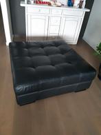 Grand pouf en cuir noir 107x107x41 cm, Maison & Meubles, Canapés | Repose-pieds & Poufs, Comme neuf, 100 à 125 cm, Enlèvement