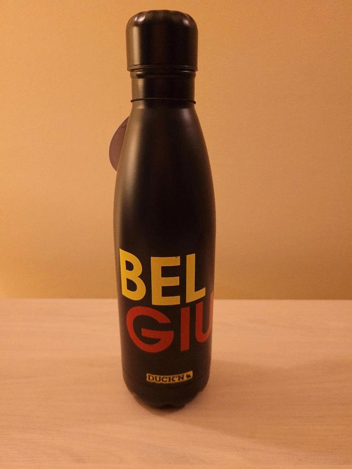 Nouvelle bouteille isotherme Duck'n Belgique 500 ml, Sports & Fitness, Gourdes d'eau, Neuf, Enlèvement ou Envoi
